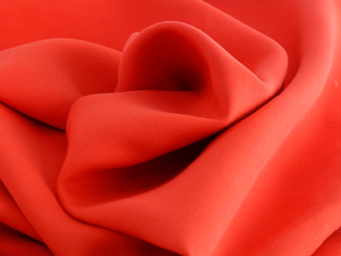 Lanerie Grosber - l'esperienza di stupire. Utilizziamo lane vergini, mohair, alpaca, angora, cotoni, lini, viscose tutto rigorosamente di alta qualità.